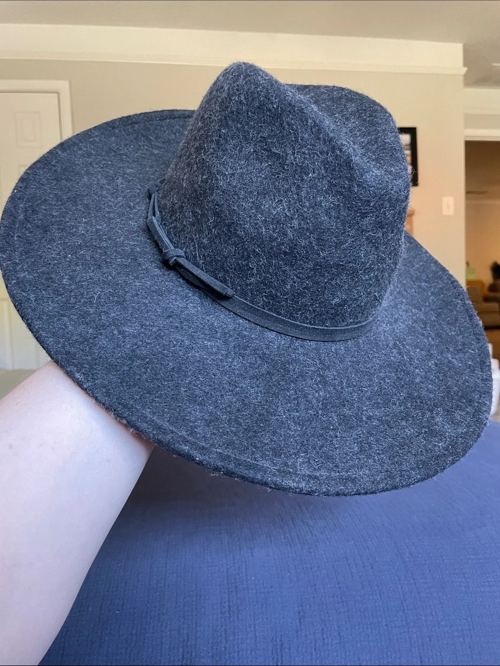 Wide-Brim 100% Wool Felt Fedora Hat in Charcoal Gray